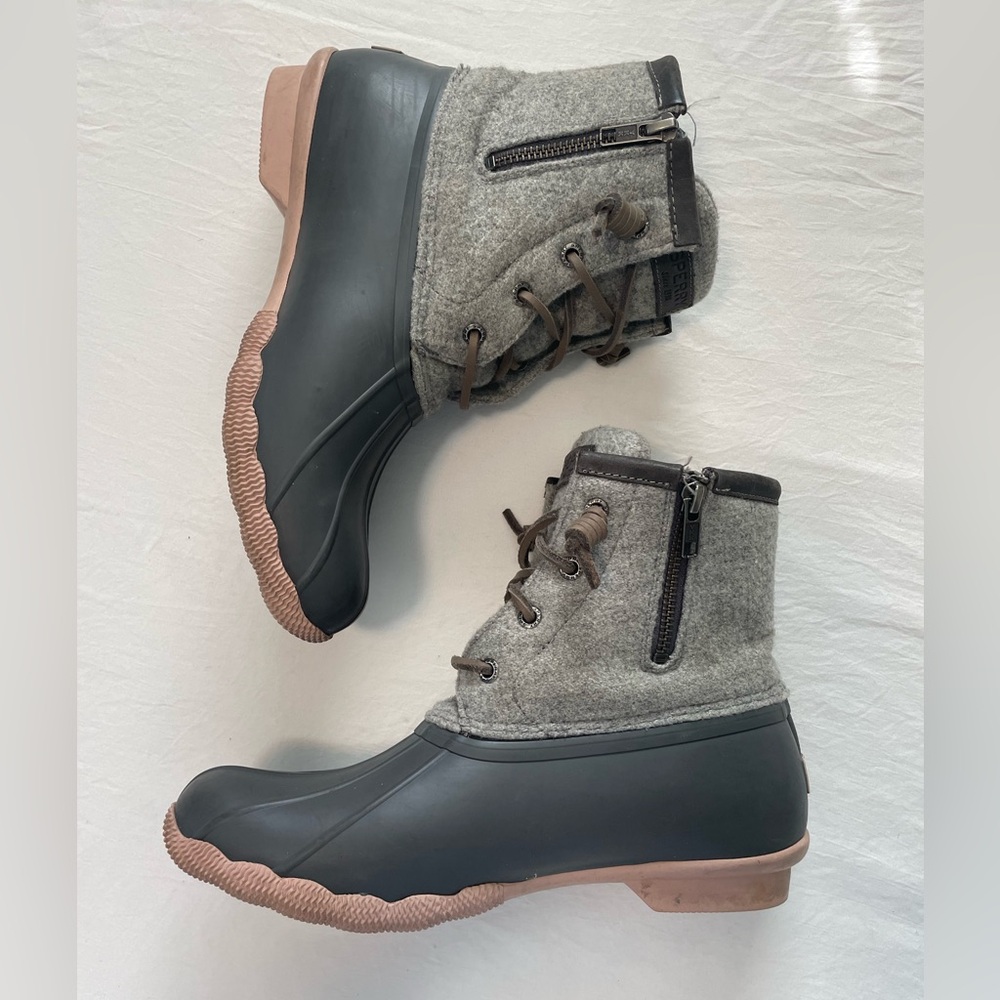 Sperry Duck Boots - Women’s SIZE 8.5